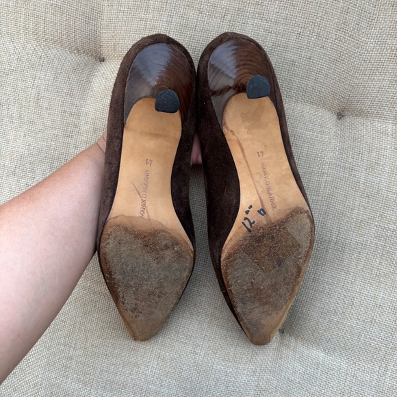 Manolo Blahnik Vintage Y2K Brown Suede Pointy Toe Kitten Heels - Picture 7 of 7